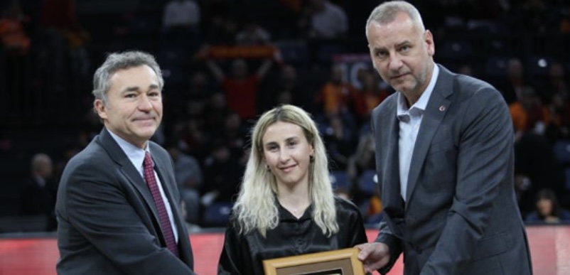 Osman Solakoğlu Basketbolla Topluma Hizmet Ödül Töreni Gerçekleştirildi